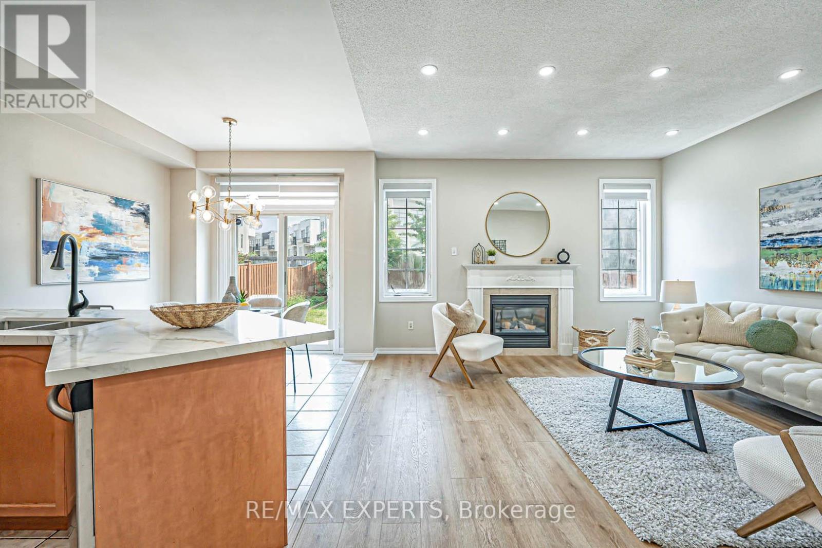 187 Hopecrest Road, Markham, Ontario  L6C 2V6 - Photo 14 - N12195900