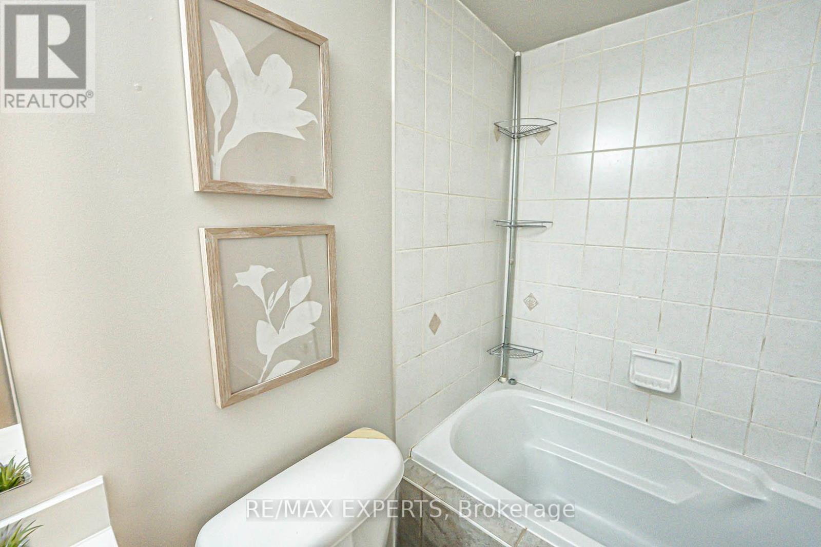 187 Hopecrest Road, Markham, Ontario  L6C 2V6 - Photo 27 - N12195900