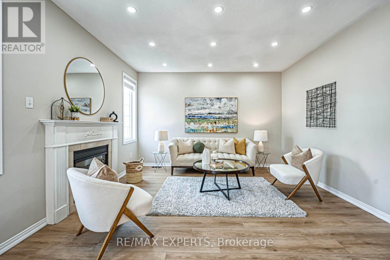 187 Hopecrest Road, Markham, Ontario  L6C 2V6 - Photo 7 - N12195900