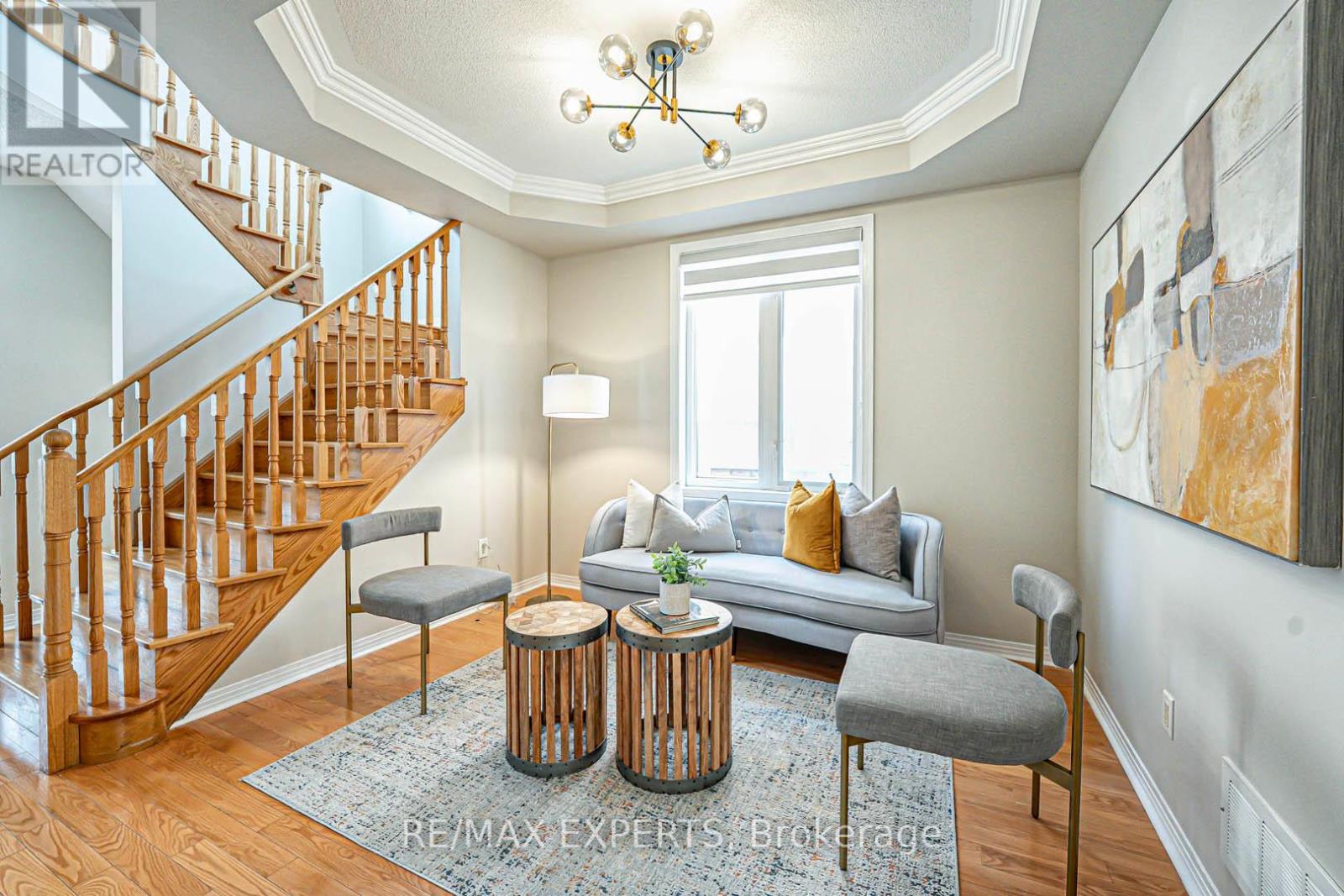 187 Hopecrest Road, Markham, Ontario  L6C 2V6 - Photo 5 - N12195900