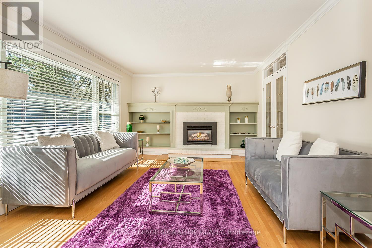 383 Maplehurst Avenue, Oakville (Br Bronte), Ontario  L6L 4Y3 - Photo 9 - W12215129