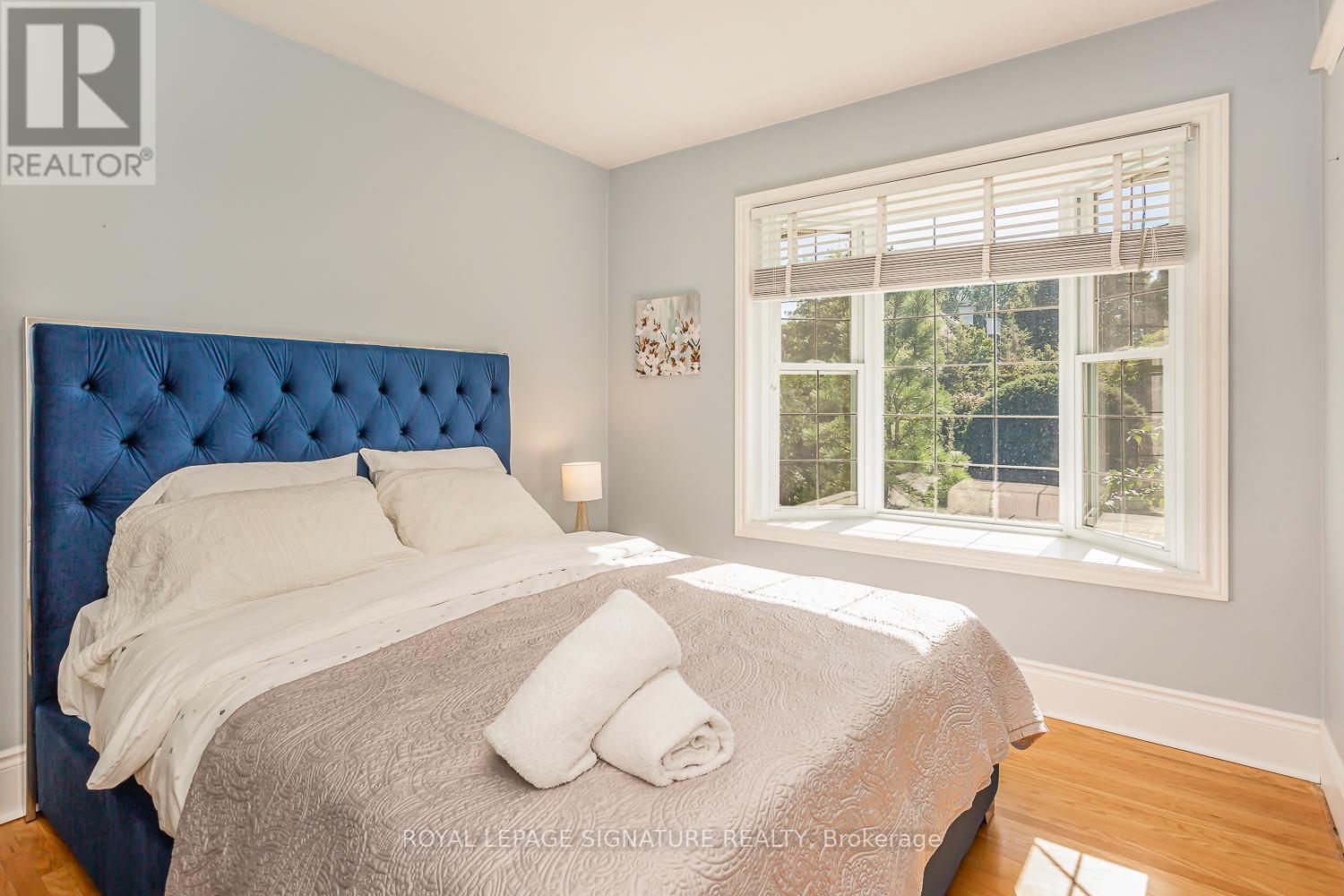 383 Maplehurst Avenue, Oakville (Br Bronte), Ontario  L6L 4Y3 - Photo 23 - W12215129