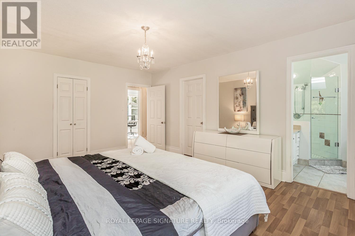 383 Maplehurst Avenue, Oakville (Br Bronte), Ontario  L6L 4Y3 - Photo 20 - W12215129