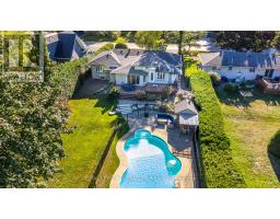 383 MAPLEHURST AVENUE, Oakville, Ontario