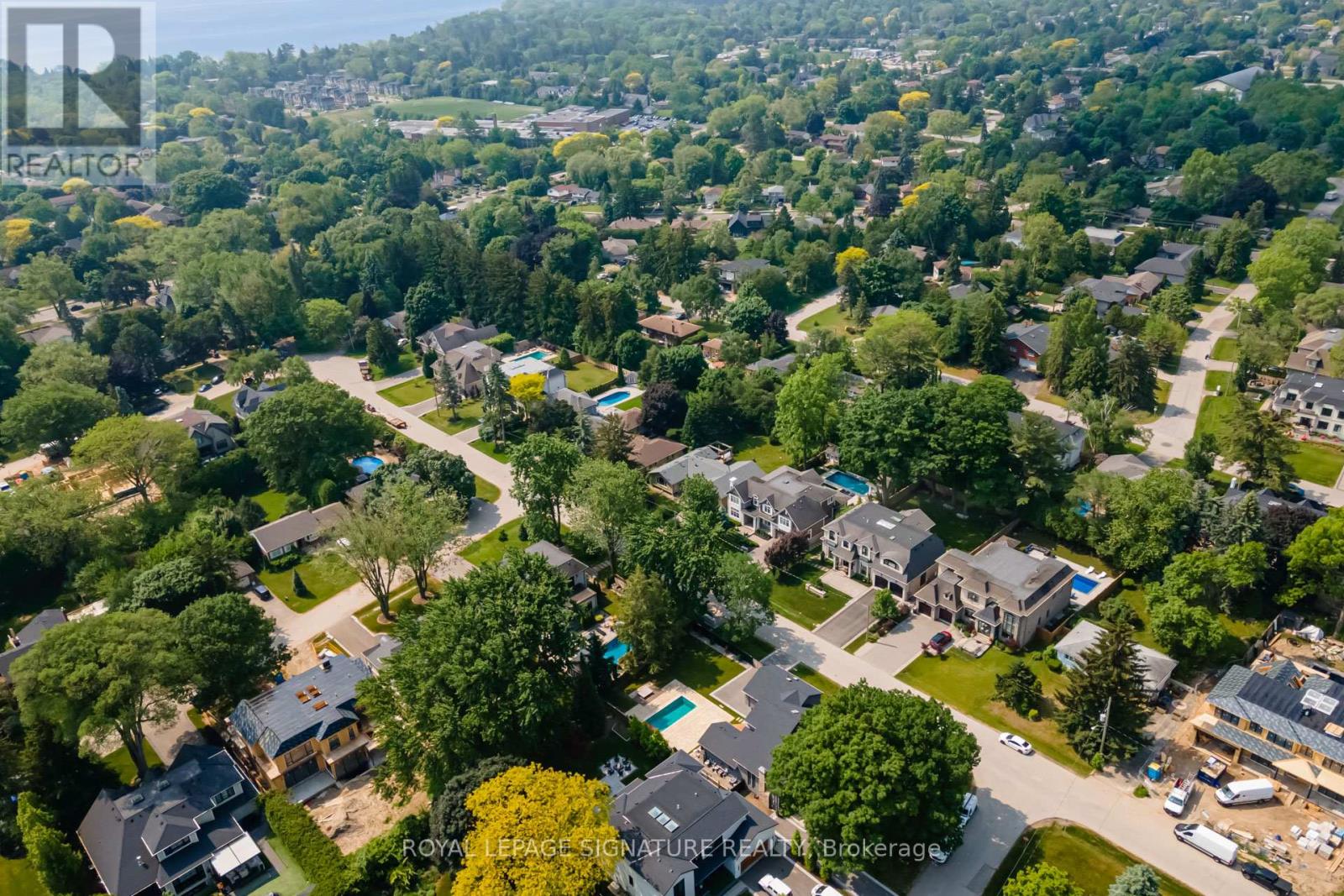 383 Maplehurst Avenue, Oakville (Br Bronte), Ontario  L6L 4Y3 - Photo 44 - W12215129