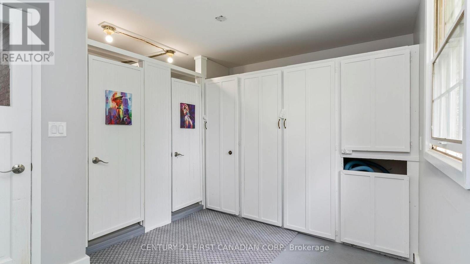 573 Churchill Crescent, Strathroy-Caradoc, Ontario  N0L 1W0 - Photo 25 - X12211793