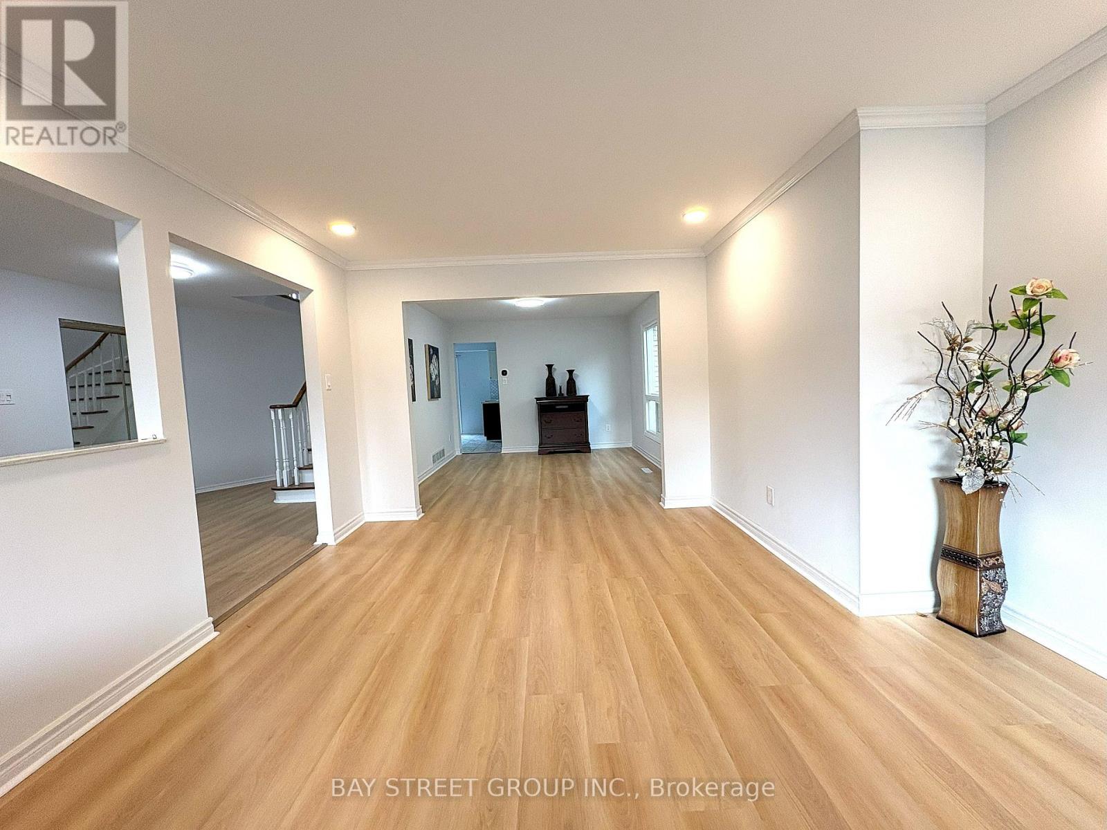 3 Ascot Crescent, Markham (Milliken Mills West), Ontario  L3R 3P5 - Photo 12 - N12217171