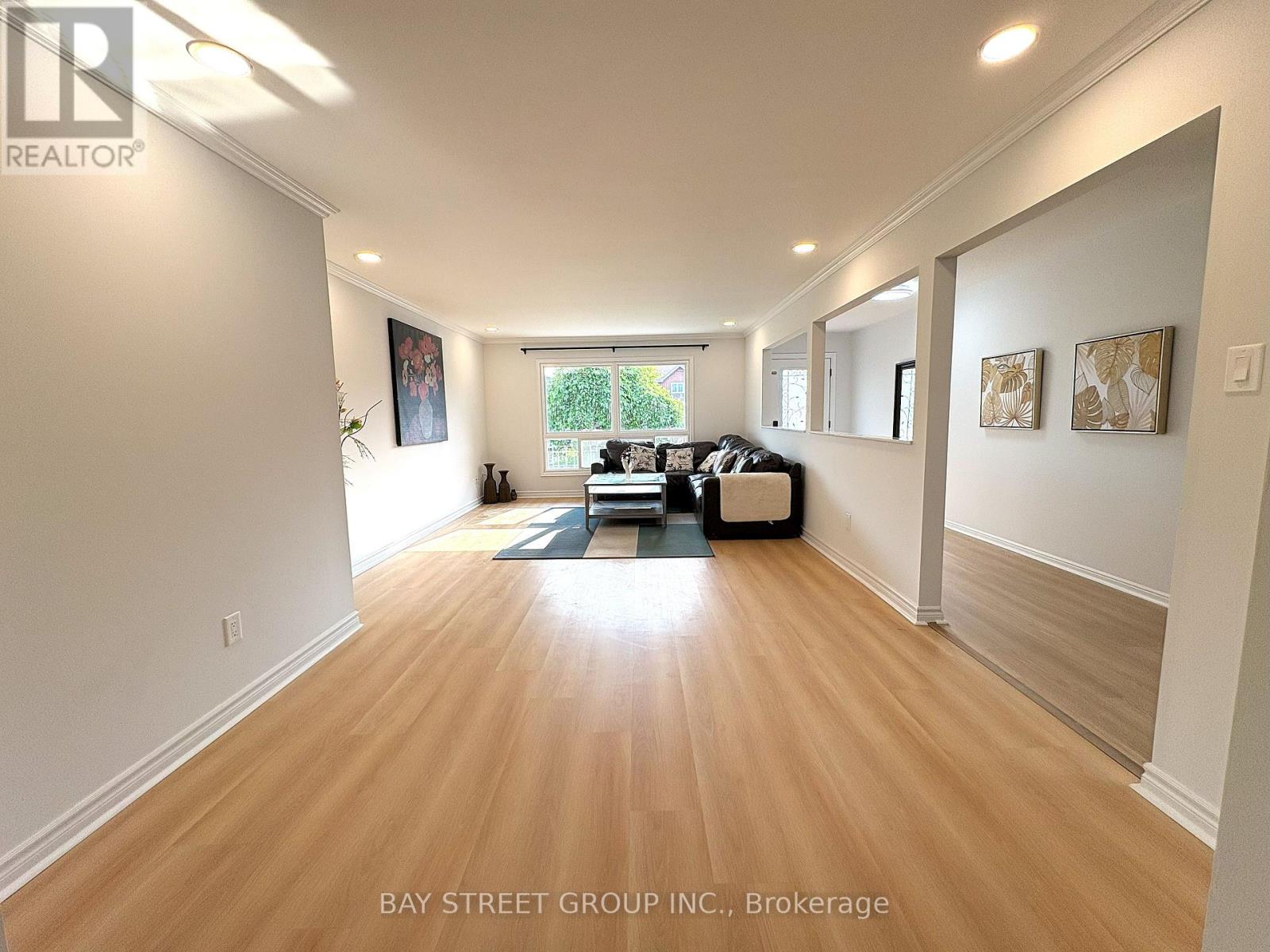 3 Ascot Crescent, Markham (Milliken Mills West), Ontario  L3R 3P5 - Photo 7 - N12217171