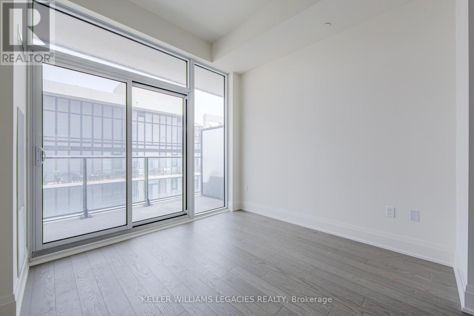 Ph110 - 9000 Jane Street, Vaughan, Ontario  L4K 0M6 - Photo 12 - N12217185
