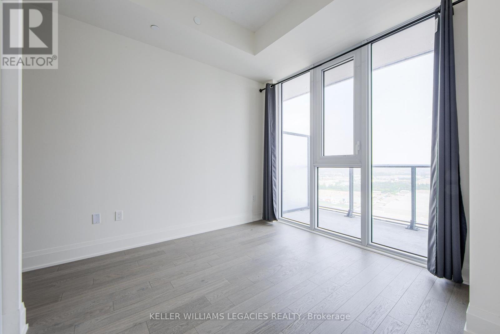 Ph110 - 9000 Jane Street, Vaughan, Ontario  L4K 0M6 - Photo 14 - N12217185