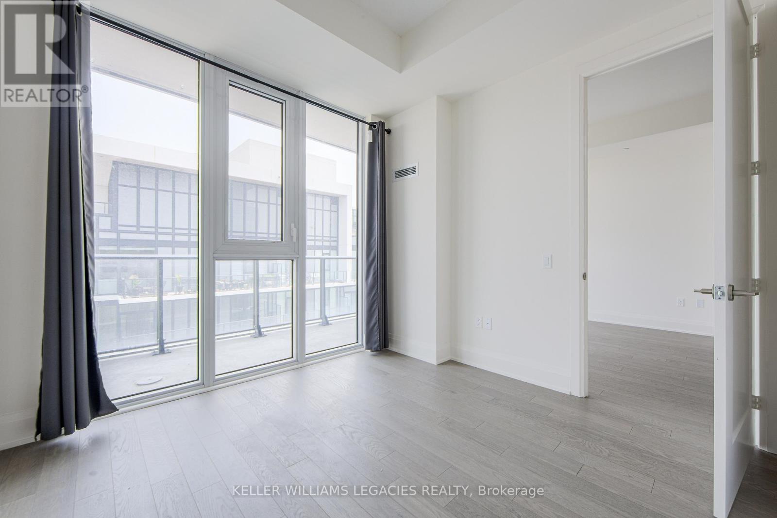 Ph110 - 9000 Jane Street, Vaughan, Ontario  L4K 0M6 - Photo 15 - N12217185