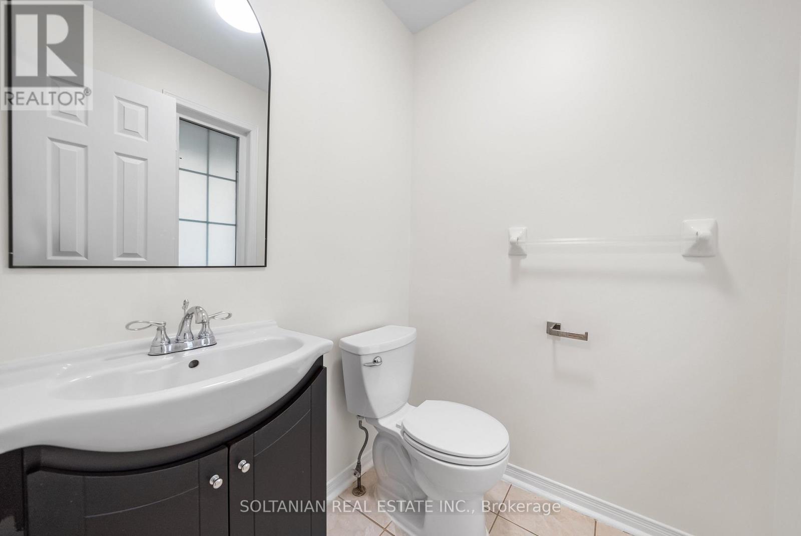 25 Bassett Avenue, Richmond Hill (Langstaff), Ontario  L4B 4J9 - Photo 17 - N12217190