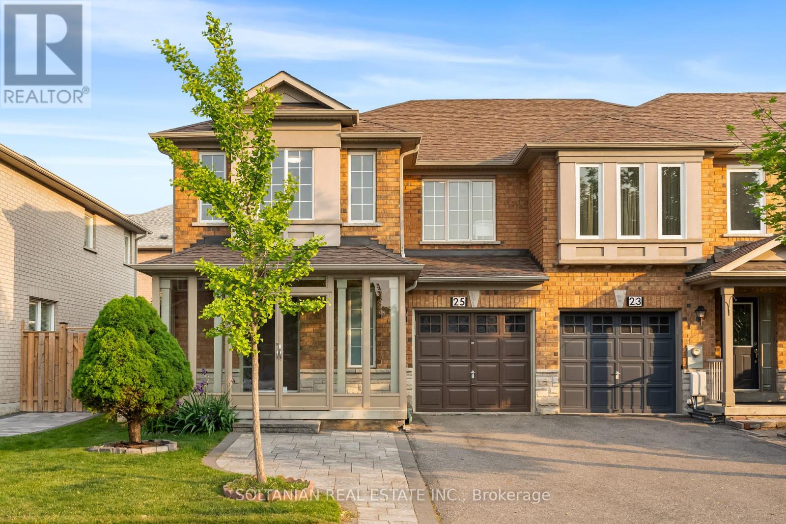 25 Bassett Avenue, Richmond Hill (Langstaff), Ontario  L4B 4J9 - Photo 2 - N12217190