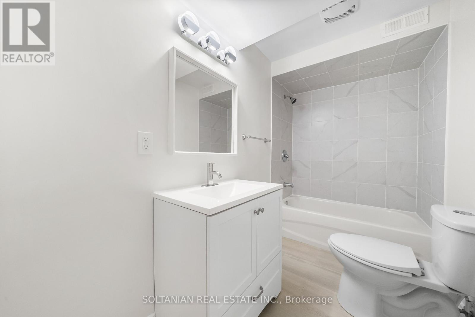 25 Bassett Avenue, Richmond Hill (Langstaff), Ontario  L4B 4J9 - Photo 36 - N12217190