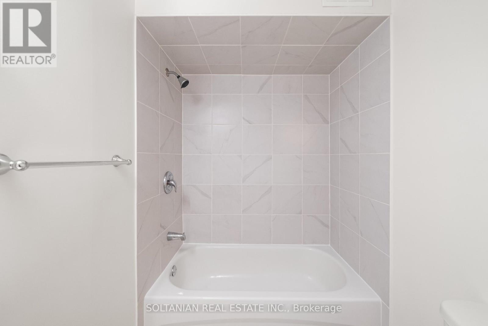 25 Bassett Avenue, Richmond Hill (Langstaff), Ontario  L4B 4J9 - Photo 37 - N12217190