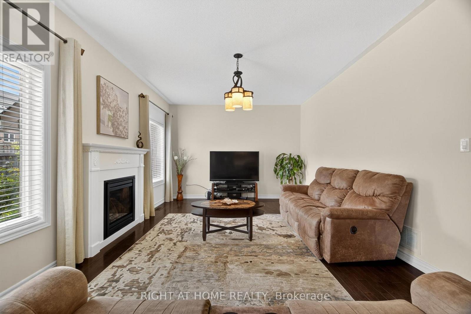 268 Carrier Crescent, Vaughan, Ontario  L6A 4T4 - Photo 28 - N12217364
