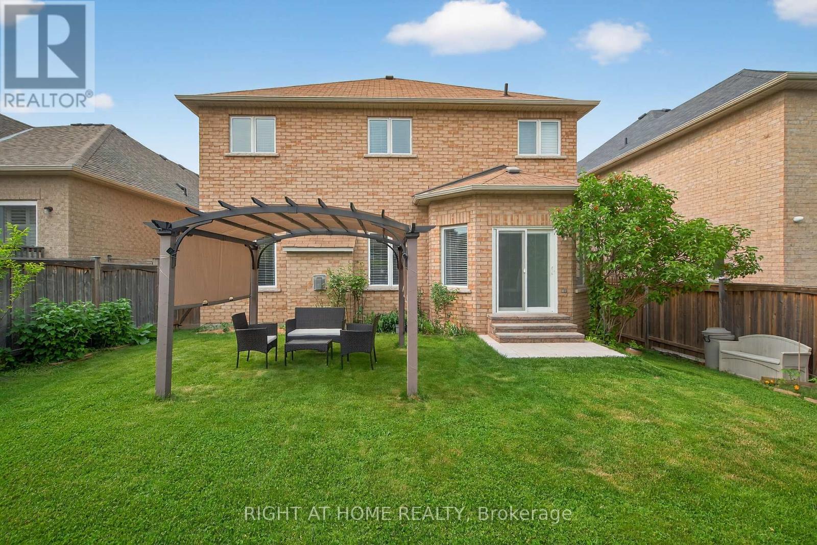 268 Carrier Crescent, Vaughan, Ontario  L6A 4T4 - Photo 37 - N12217364