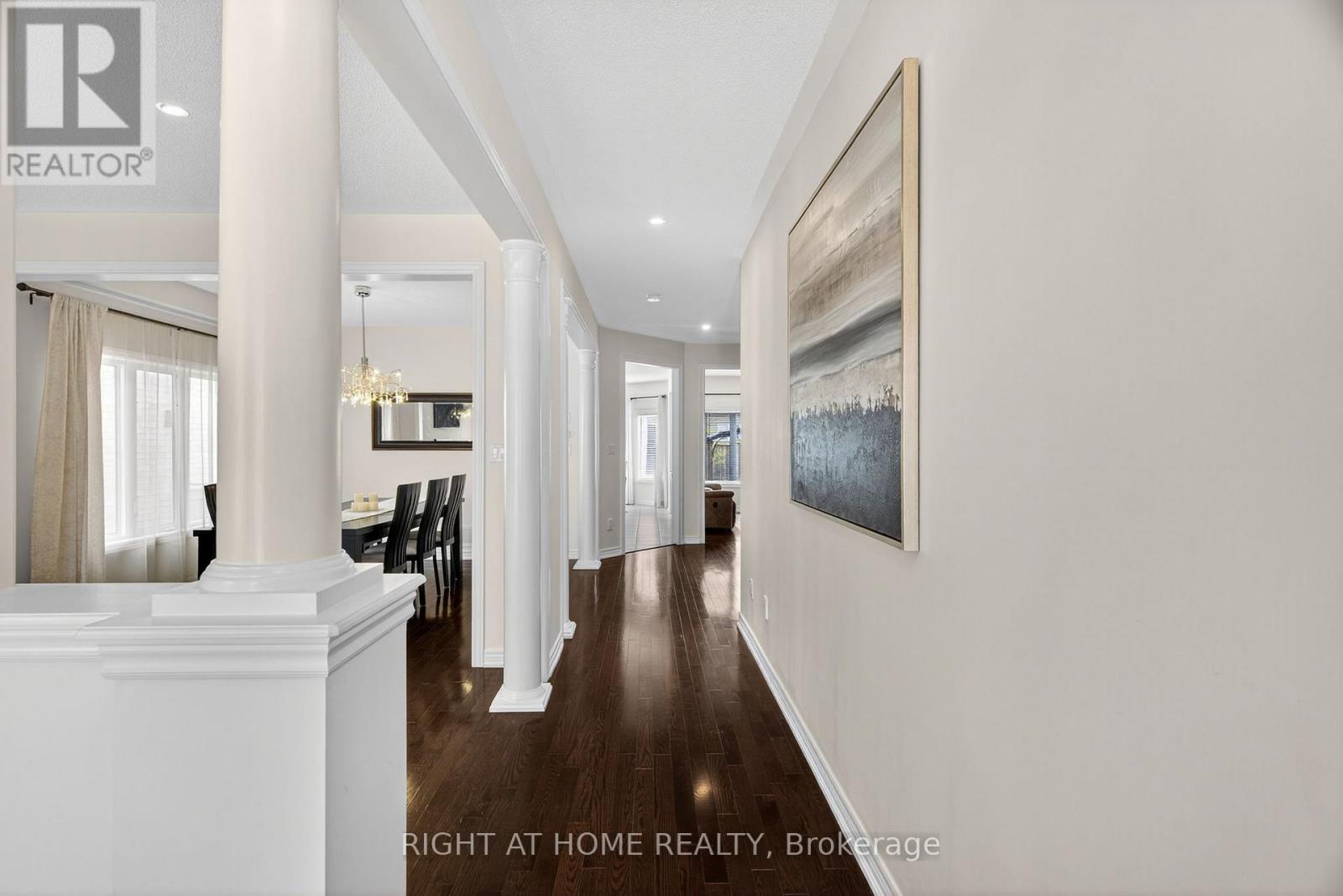 268 Carrier Crescent, Vaughan, Ontario  L6A 4T4 - Photo 6 - N12217364