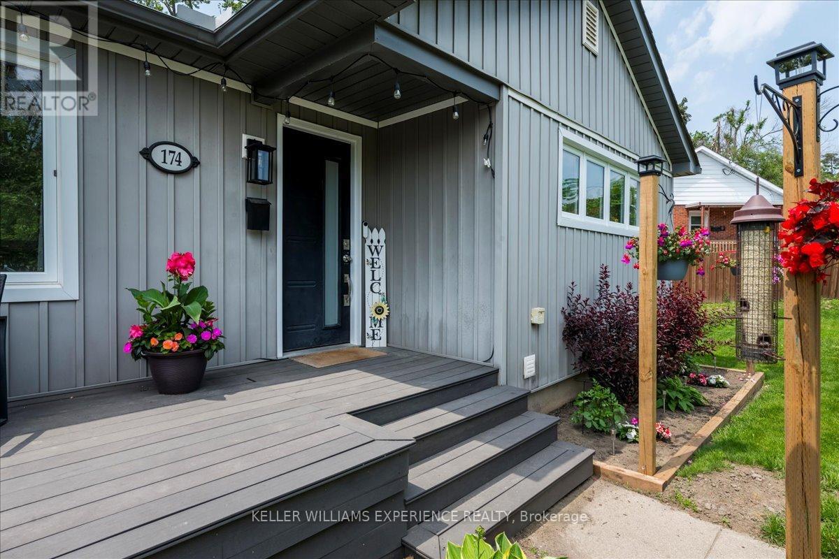 174 Duckworth Street, Barrie (Codrington), Ontario  L4M 3W5 - Photo 2 - S12217206