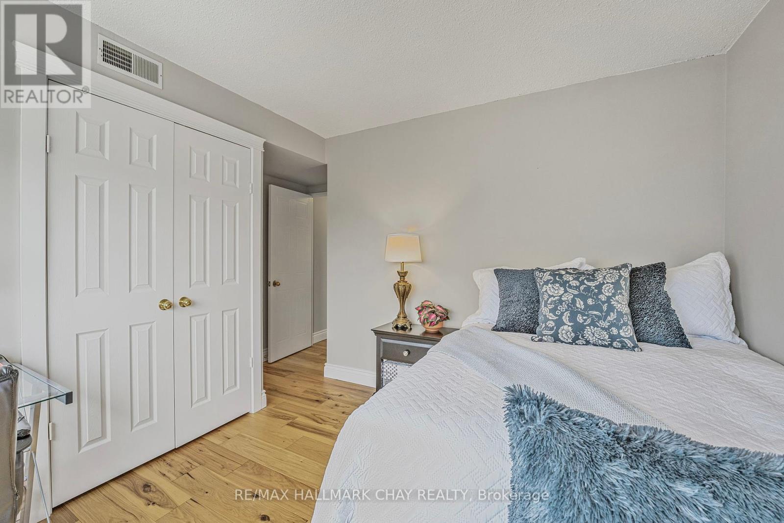 610 - 65 Ellen Street, Barrie, Ontario  L4N 3A5 - Photo 21 - S12217242