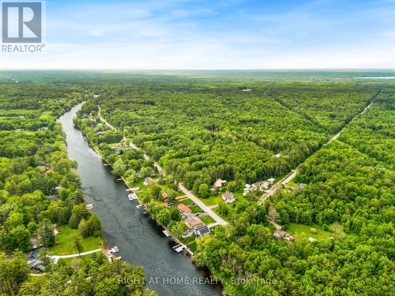 4098 Cambrian Road, Severn, Ontario  L0K 2B0 - Photo 32 - S12217243