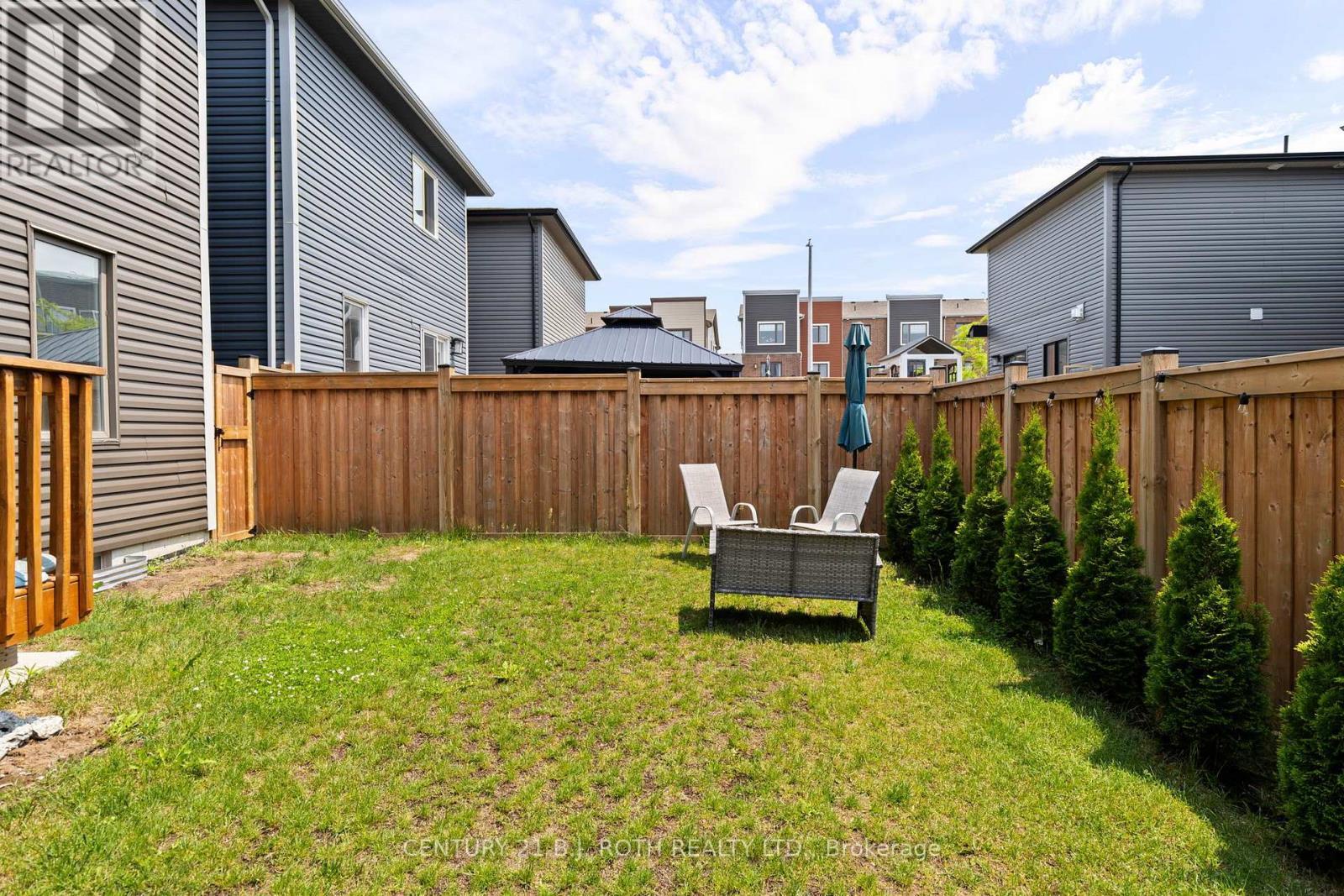 10 Alaskan Heights, Barrie (Holly), Ontario  L9J 0H9 - Photo 33 - S12217255