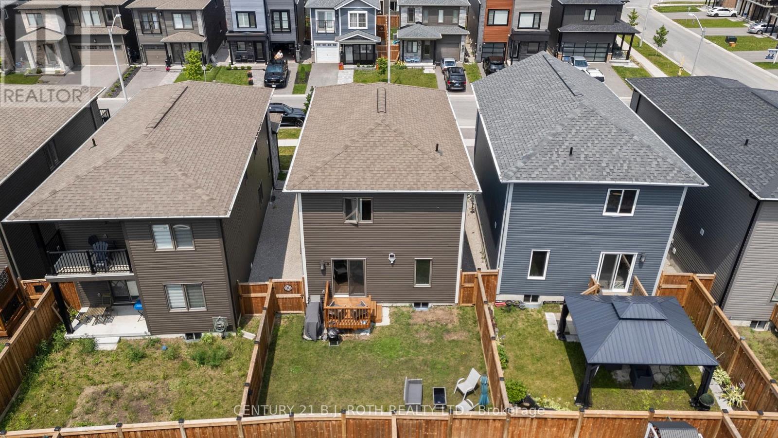 10 Alaskan Heights, Barrie (Holly), Ontario  L9J 0H9 - Photo 34 - S12217255