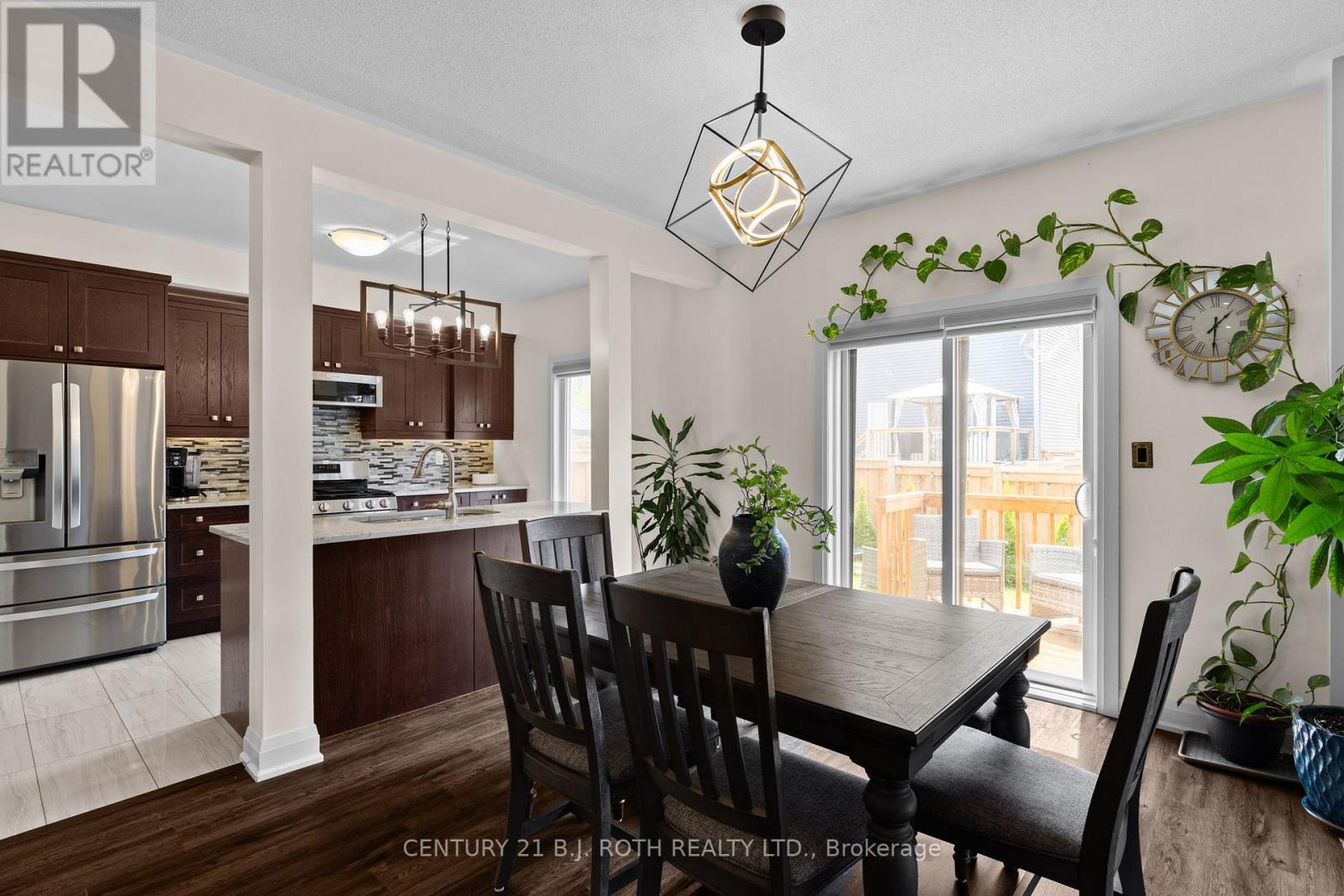 10 Alaskan Heights, Barrie (Holly), Ontario  L9J 0H9 - Photo 8 - S12217255