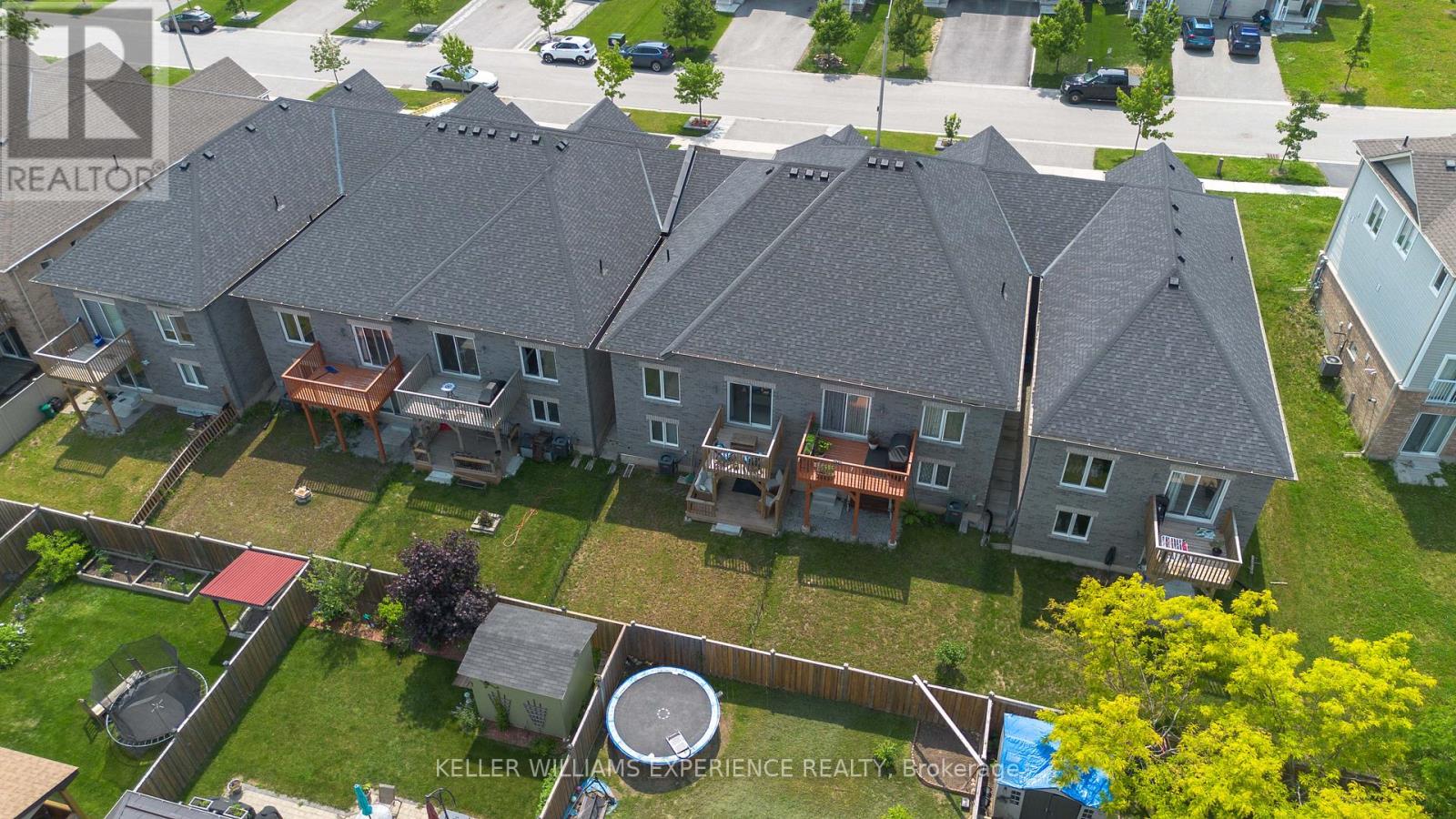 129 Isabella Drive, Orillia, Ontario  L3V 6H2 - Photo 3 - S12217362