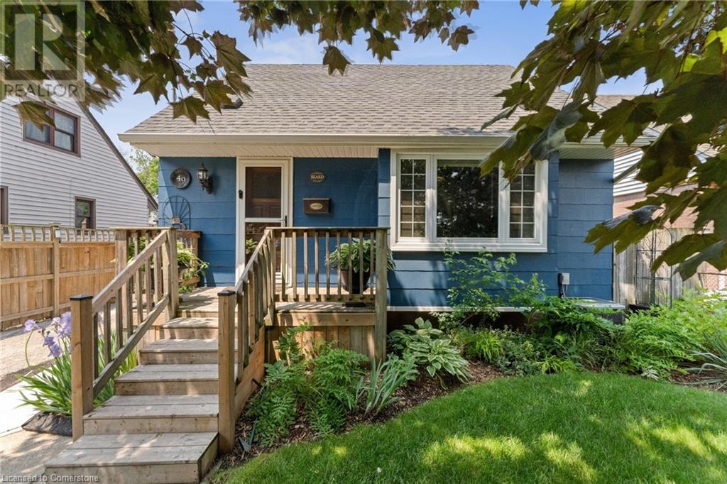 49 EATON Place, Hamilton, Ontario