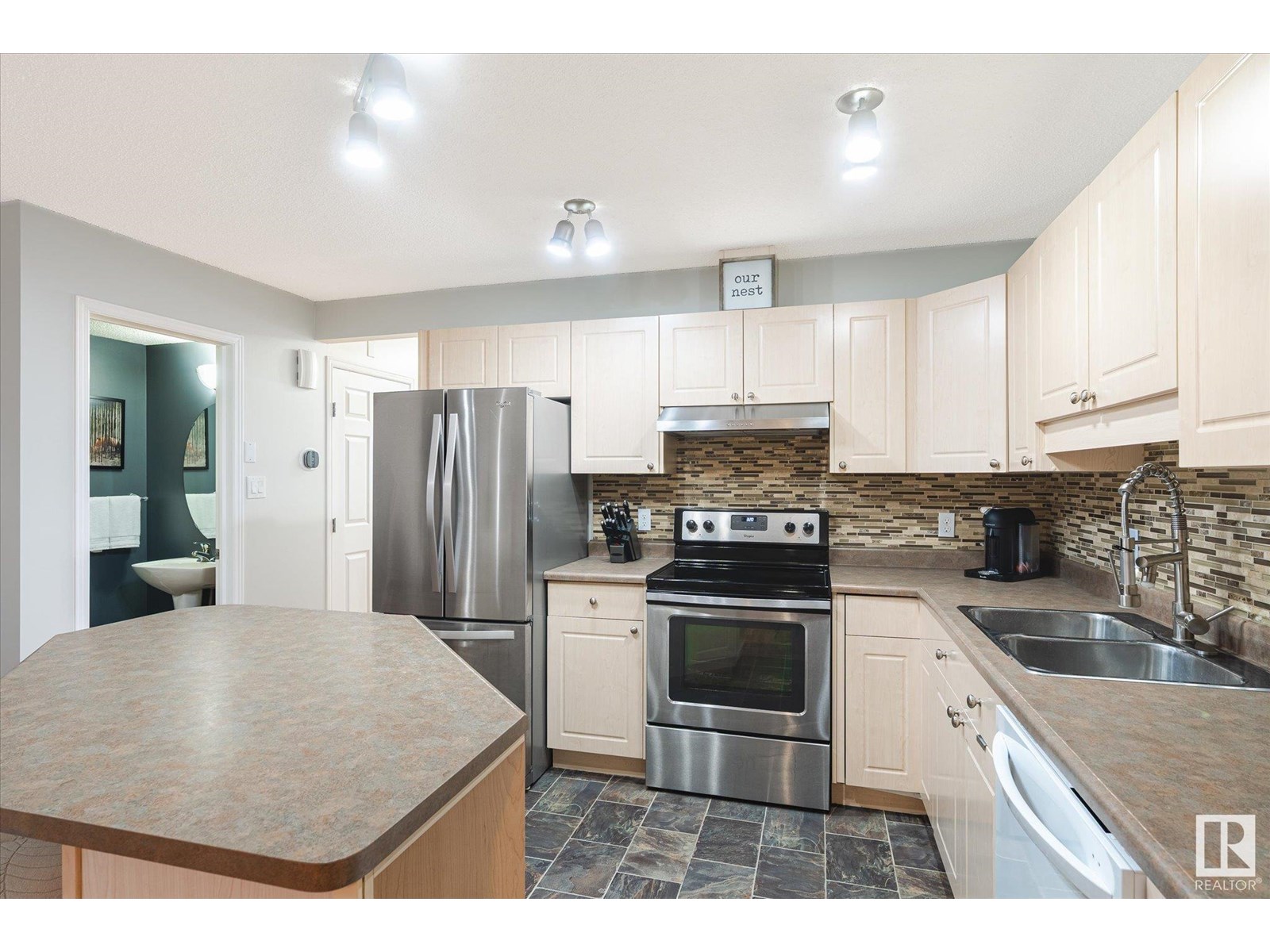6831 159a Av Nw, Edmonton, Alberta  T5Z 3N9 - Photo 5 - E4442080