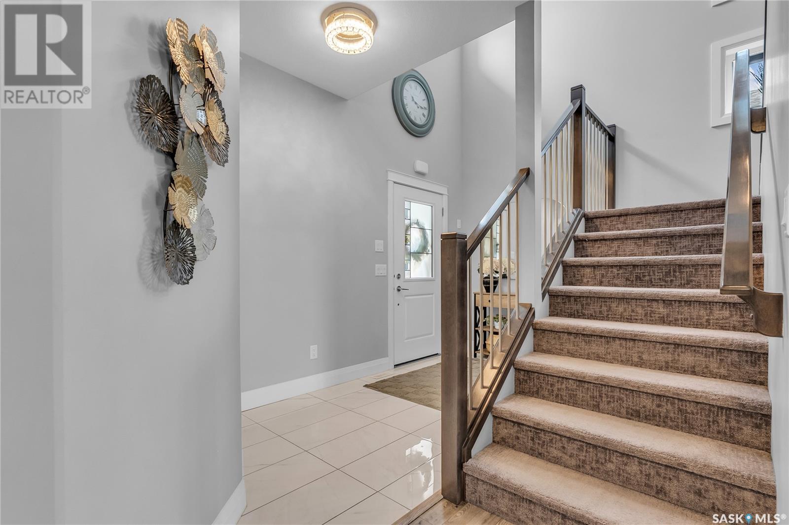 2243 Rosewood Drive, Saskatoon, Saskatchewan  S7V 0R9 - Photo 2 - SK009293
