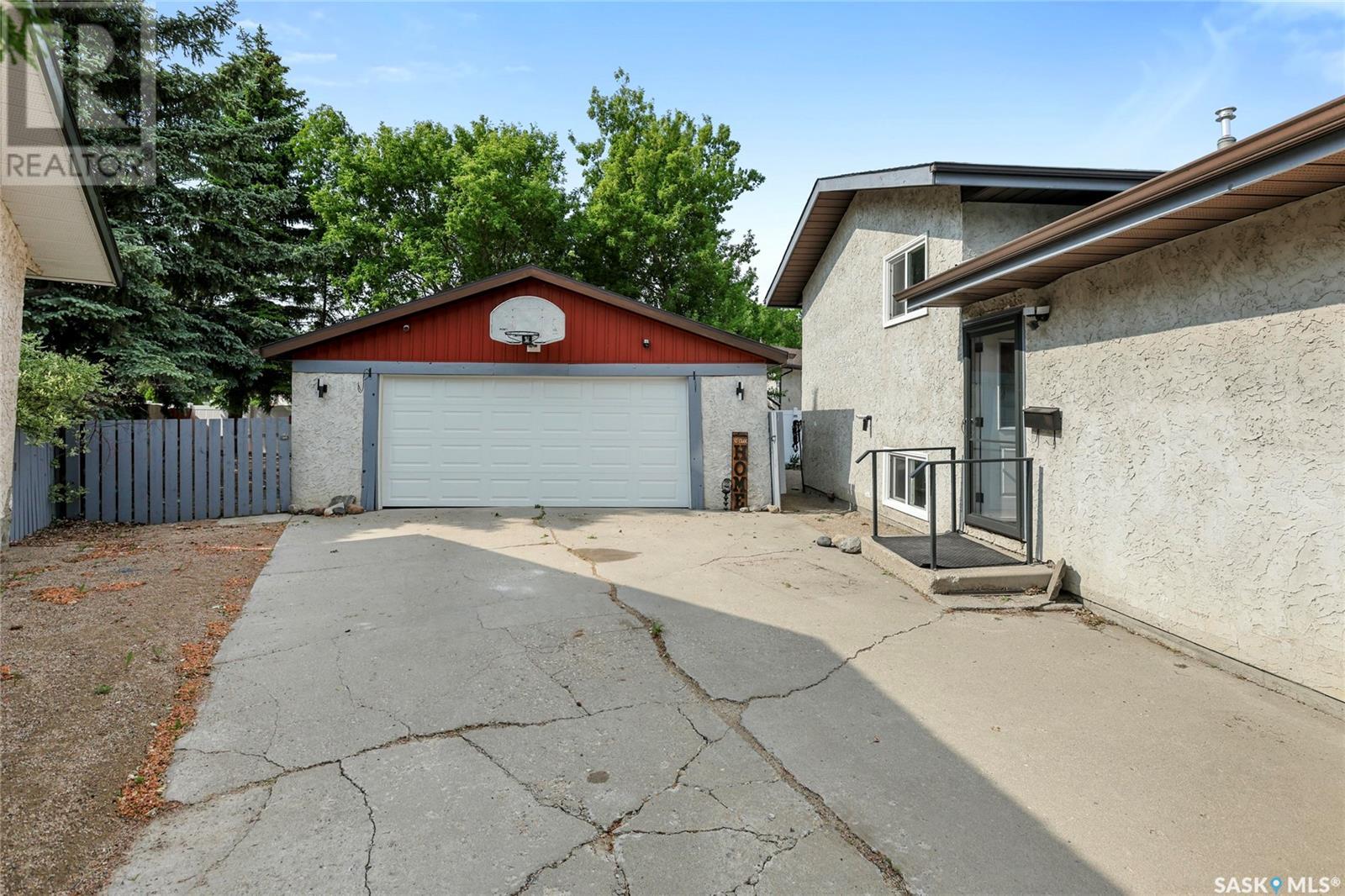 766 Bard Crescent, Regina, Saskatchewan  S4X 2K5 - Photo 30 - SK009025