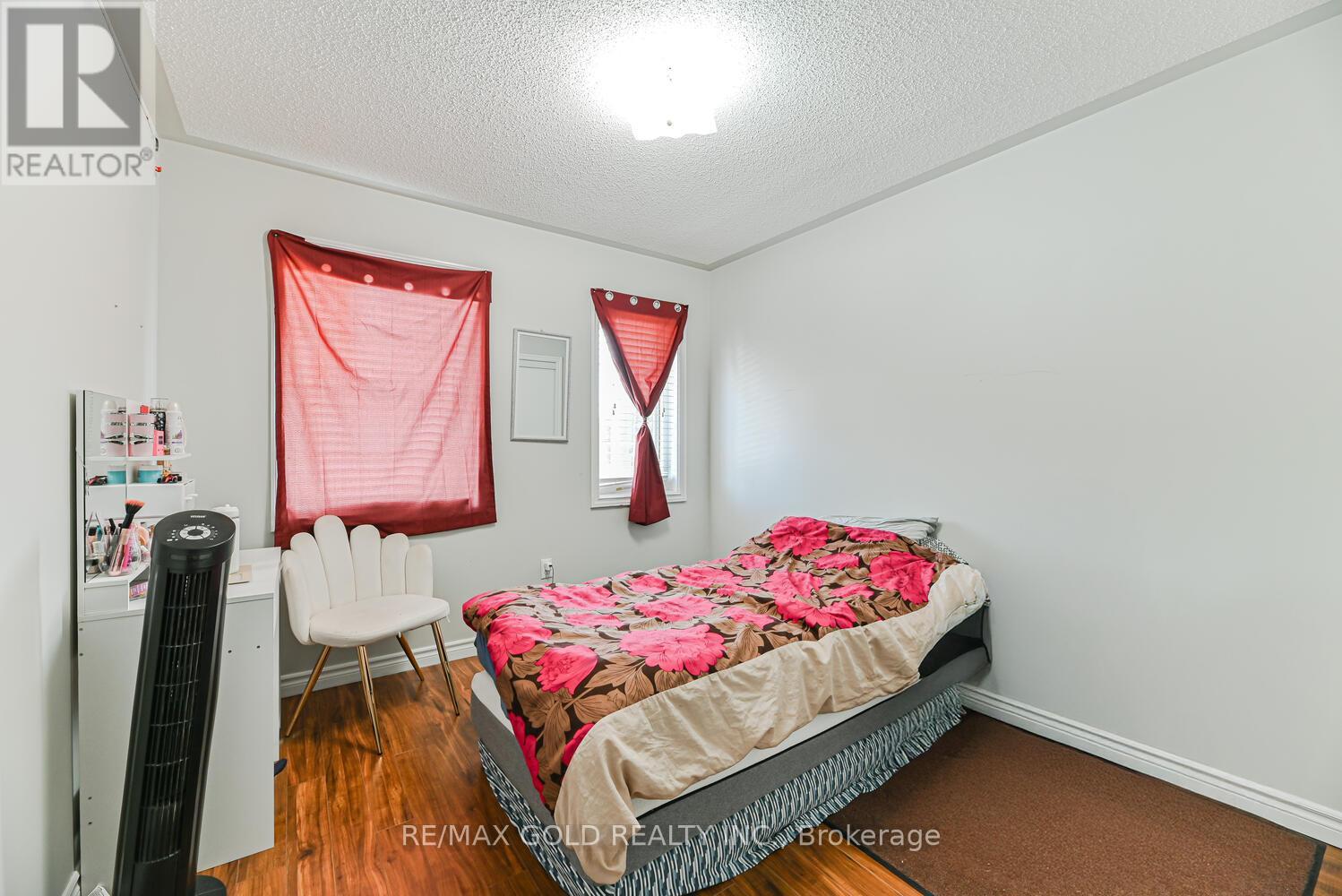 14 Topiary Lane, Brampton (Fletcher's Meadow), Ontario  L7A 2K6 - Photo 26 - W12217200