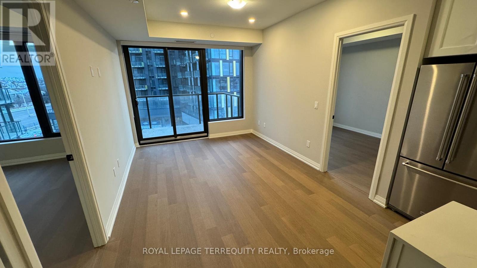 403 - 1415 Dundas Street E, Oakville, Ontario  L6H 8A3 - Photo 17 - W12217205