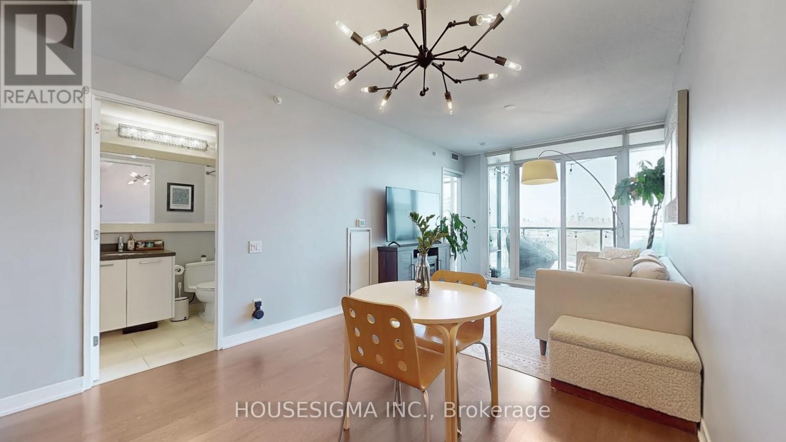 1815 - 88 Park Lawn Road, Toronto (Mimico), Ontario  M8Y 0B6 - Photo 11 - W12217221