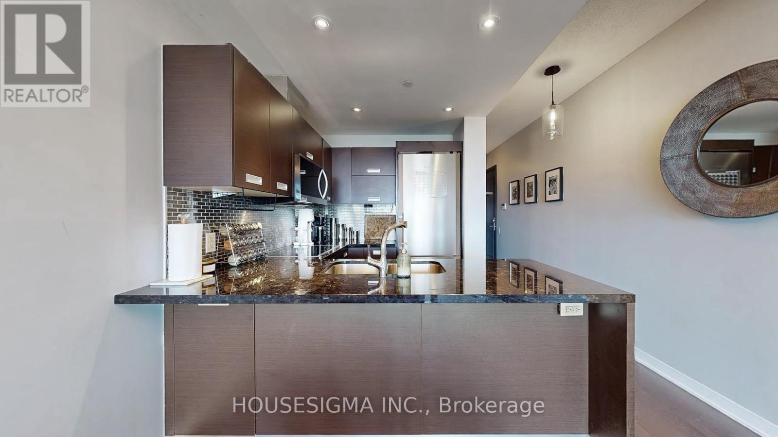 1815 - 88 Park Lawn Road, Toronto (Mimico), Ontario  M8Y 0B6 - Photo 14 - W12217221