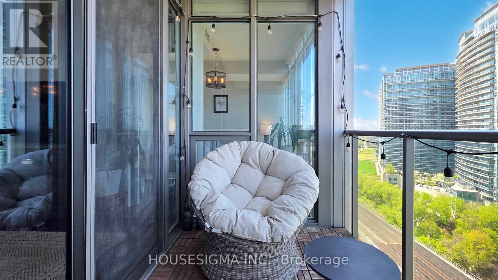 1815 - 88 Park Lawn Road, Toronto (Mimico), Ontario  M8Y 0B6 - Photo 30 - W12217221