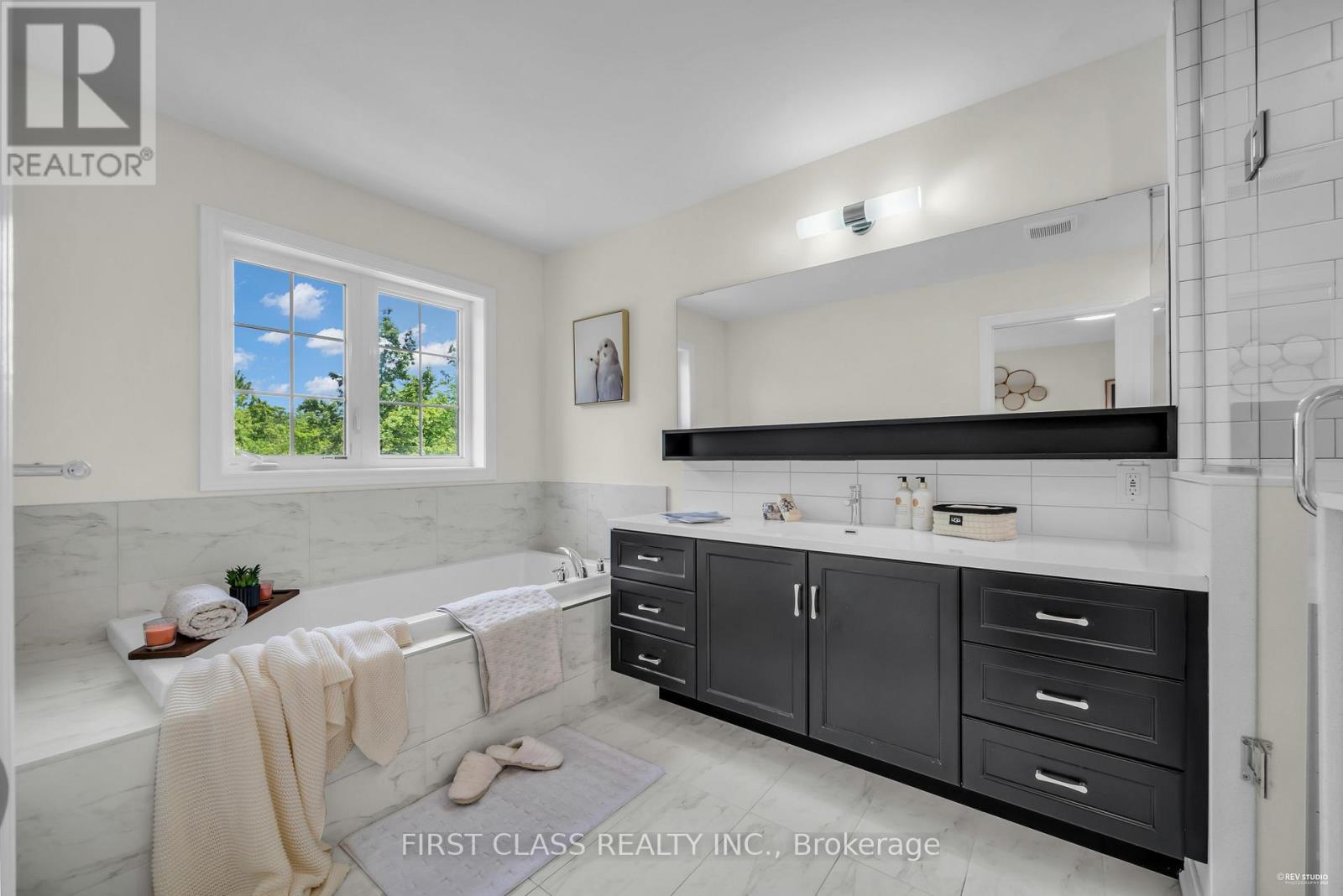 3337 Mockingbird Common Street, Oakville (Jm Joshua Meadows), Ontario  L6H 0X1 - Photo 29 - W12217296