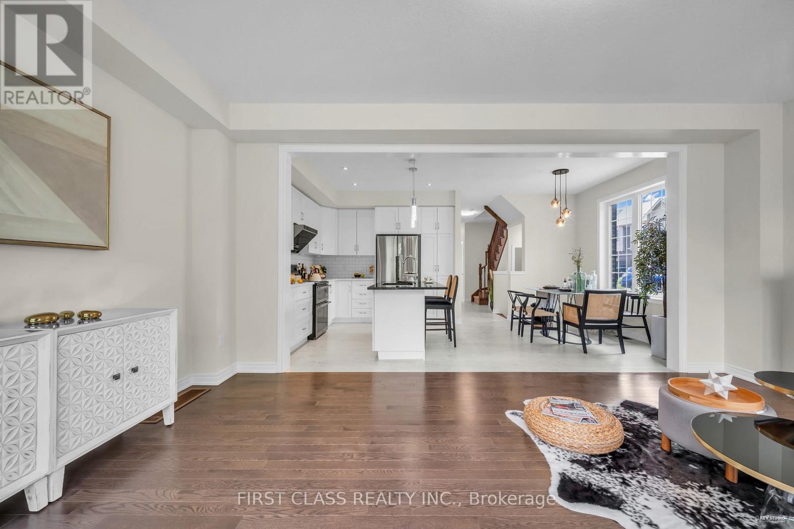 3337 Mockingbird Common Street, Oakville (Jm Joshua Meadows), Ontario  L6H 0X1 - Photo 8 - W12217296
