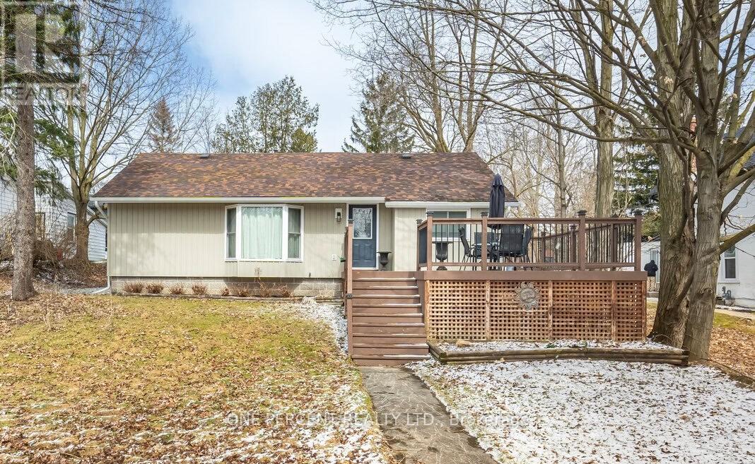 7 Second Avenue, Orangeville, Ontario  L9W 1H4 - Photo 1 - W12217343