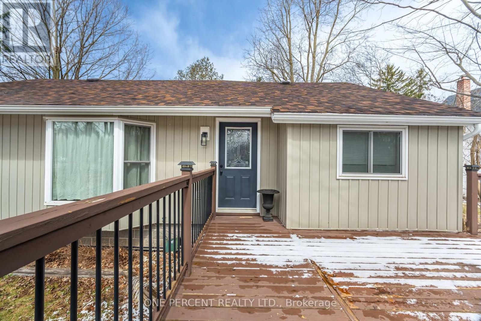 7 Second Avenue, Orangeville, Ontario  L9W 1H4 - Photo 4 - W12217343
