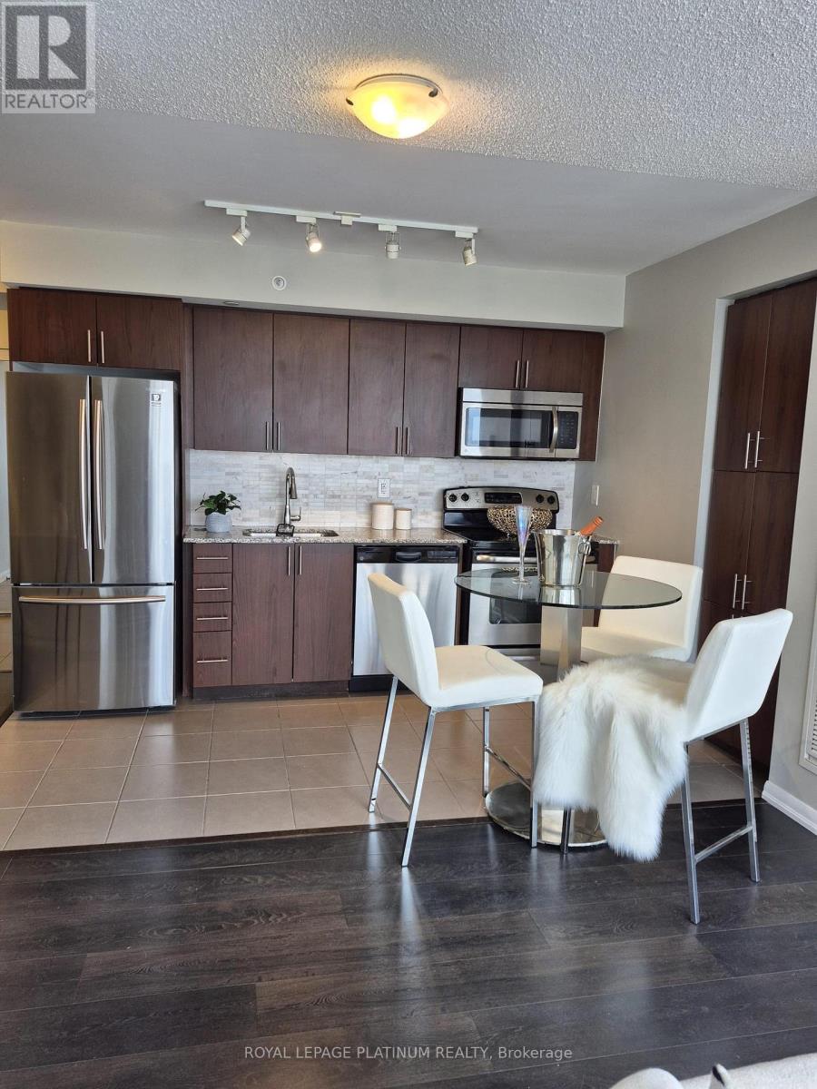1611 - 830 Lawrence Avenue W, Toronto (Yorkdale-Glen Park), Ontario  M6A 0B6 - Photo 10 - W12217351