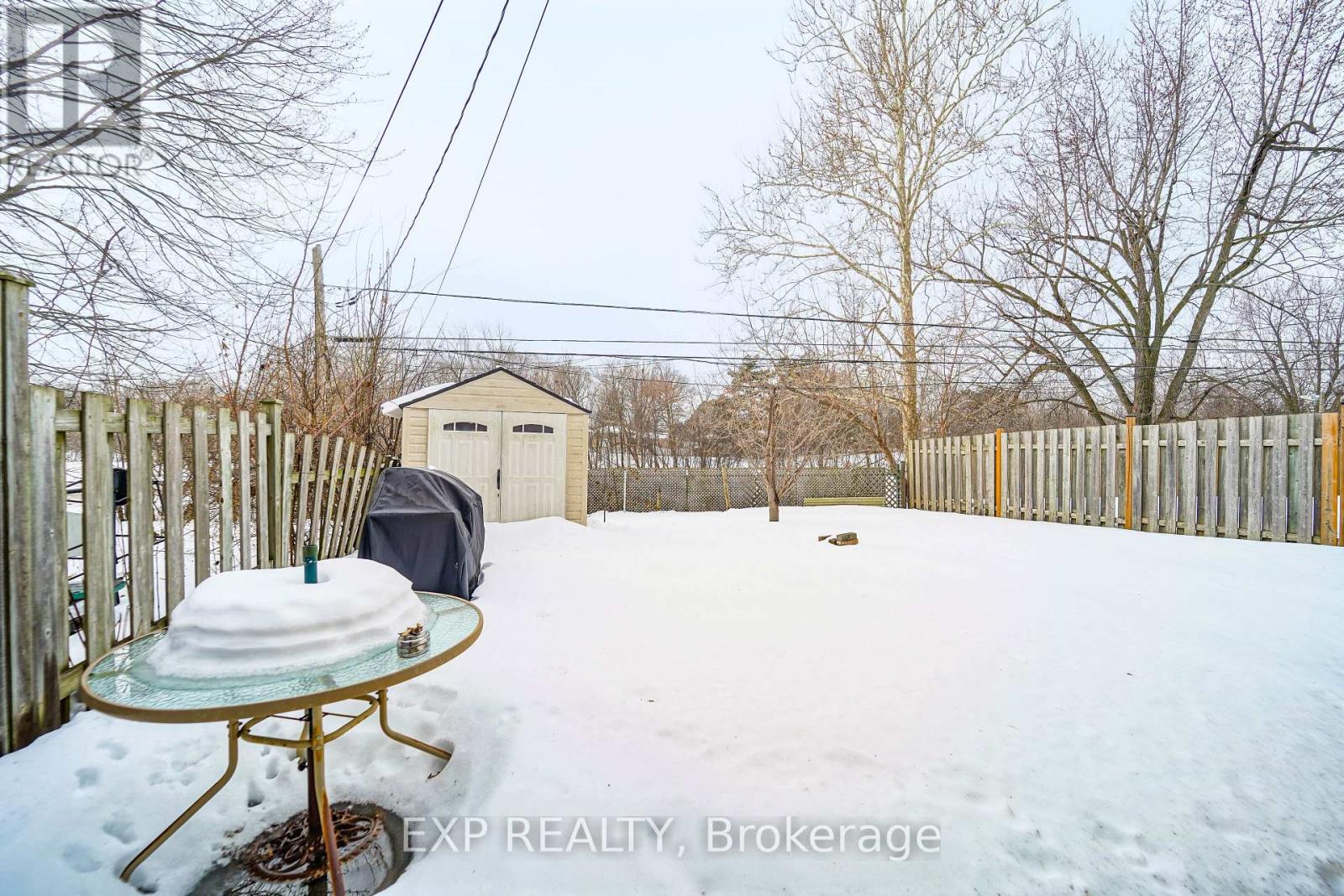 23 Cloverdale Drive, Brampton (Avondale), Ontario  L6T 2T5 - Photo 37 - W12217358
