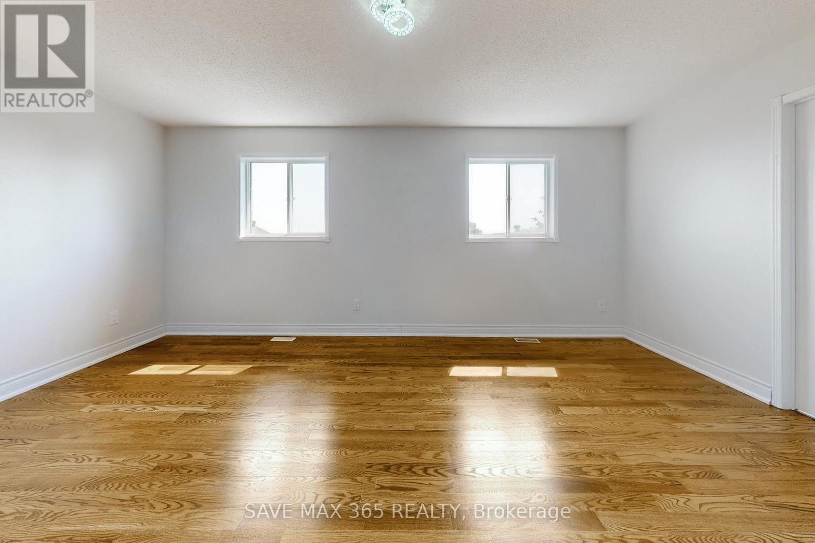 5550 Bollington Drive, Mississauga (East Credit), Ontario  L5V 2H4 - Photo 30 - W12217372