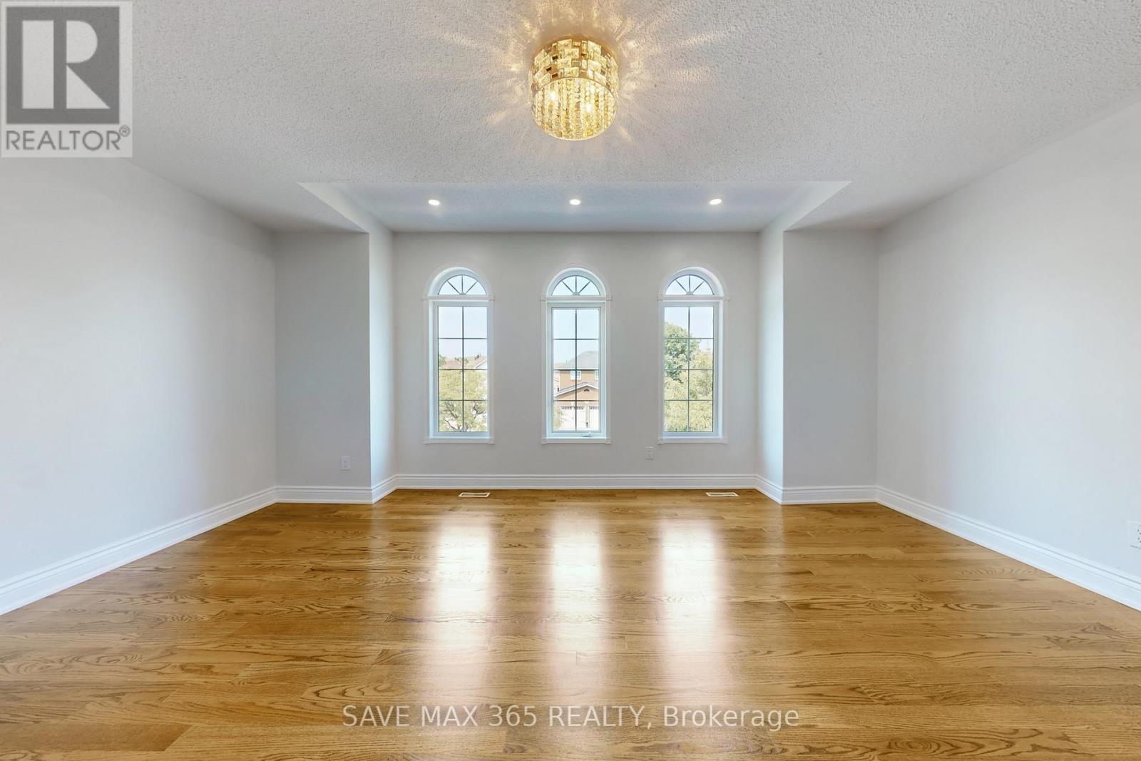 5550 Bollington Drive, Mississauga, Ontario  L5V 2H4 - Photo 39 - W12217372