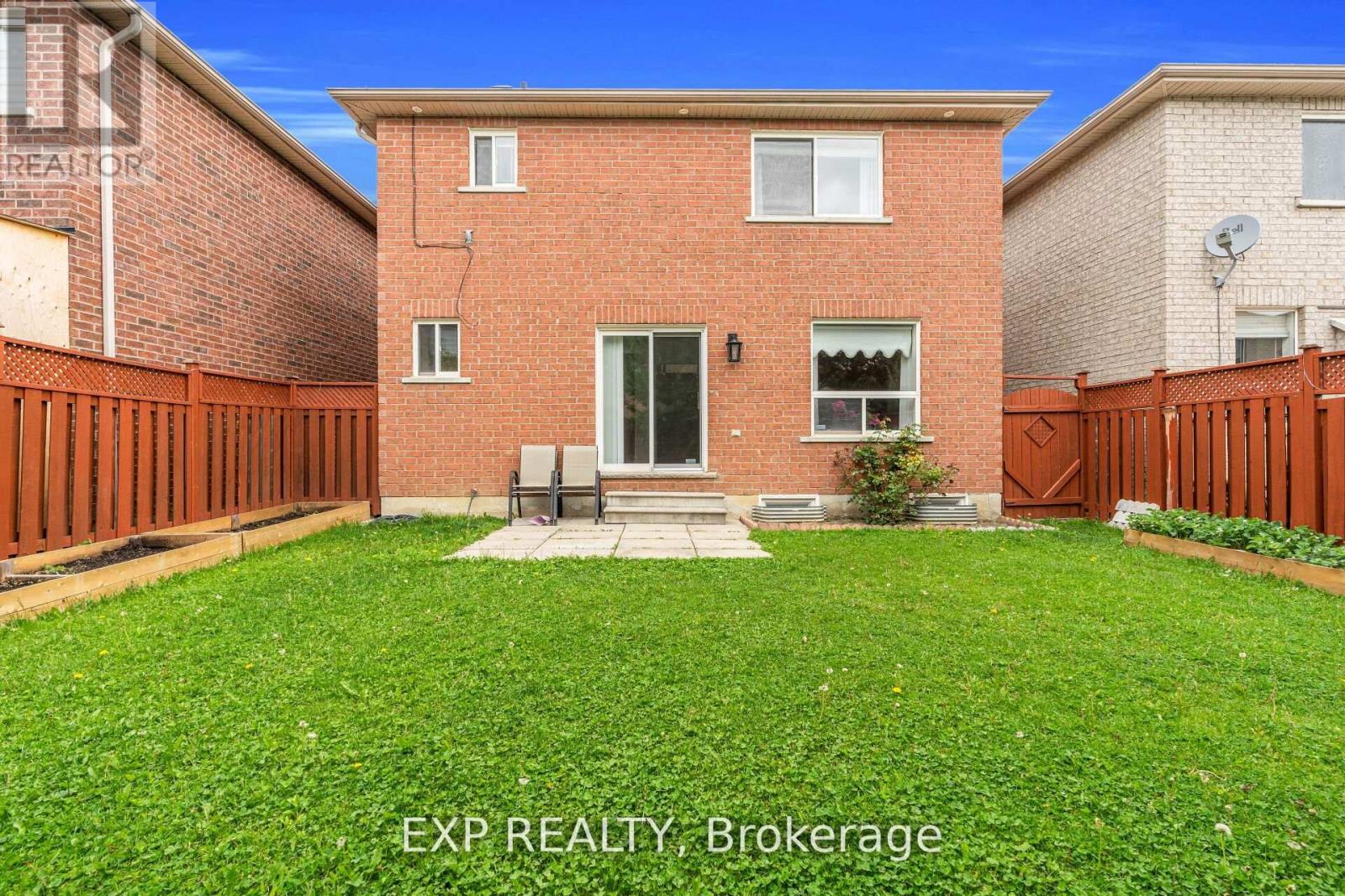 83 River Rock Crescent, Brampton (Fletcher's Meadow), Ontario  L7A 2W5 - Photo 44 - W12217376