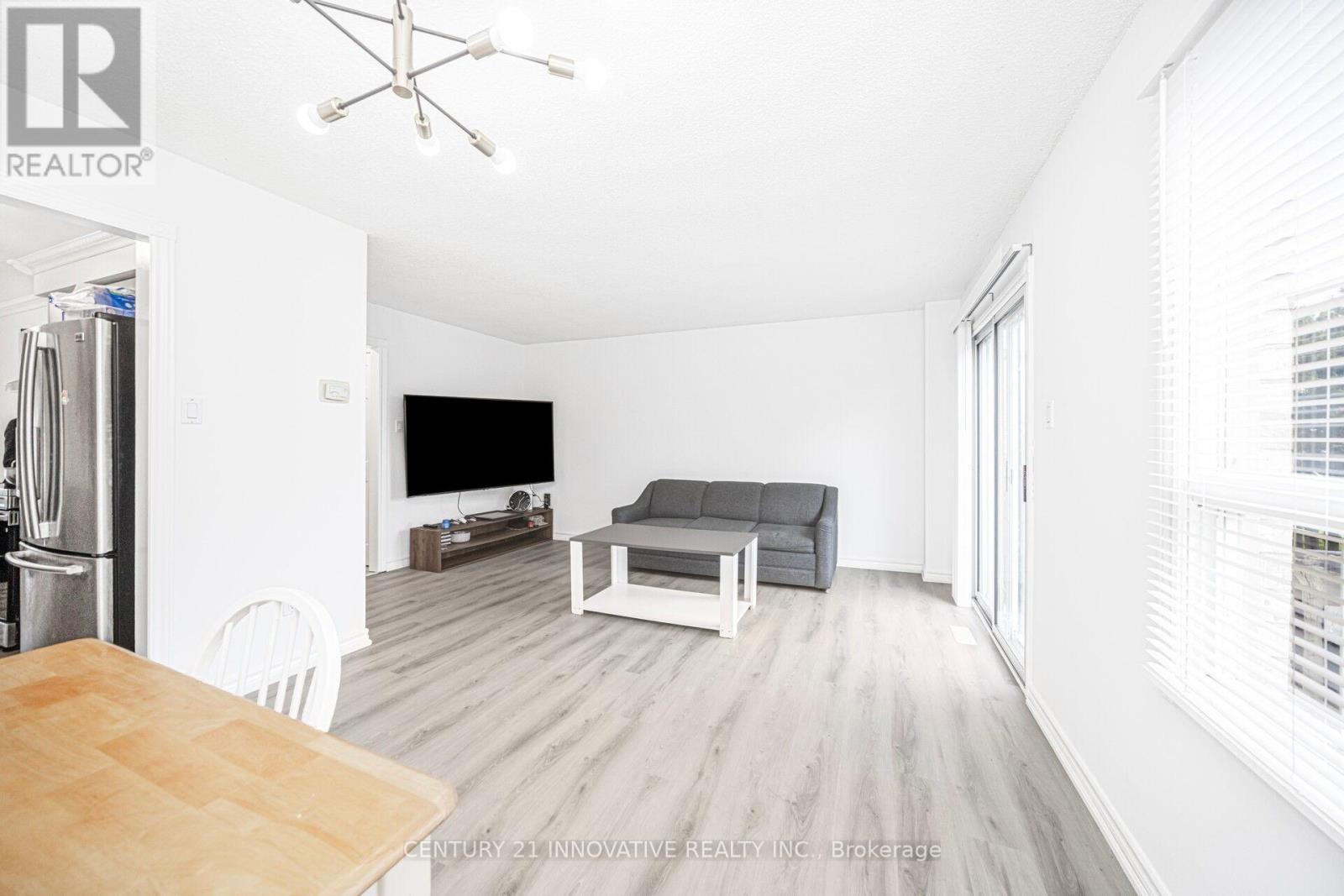 68 Cutters Crescent, Brampton (Fletcher's West), Ontario  L6Y 4J9 - Photo 13 - W12217380