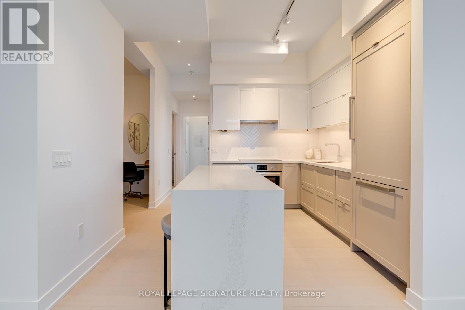 1402 - 2 Teagarden Court, Toronto (Willowdale East), Ontario  M2N 0L6 - Photo 9 - C12216022