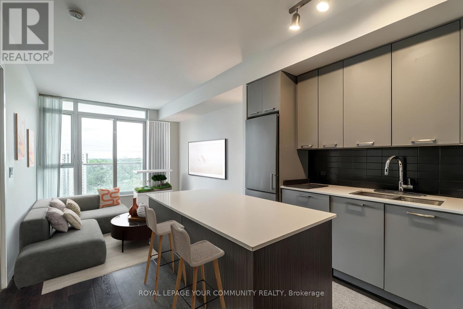 1222 - 9471 Yonge Street, Richmond Hill, Ontario  L4C 0Z5 - Photo 16 - N12192541